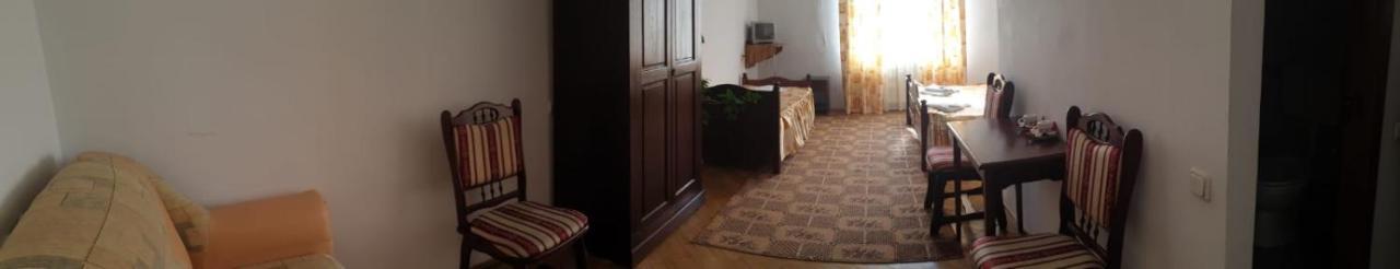 Motel Balcost П'ятра-Нямц Екстер'єр фото