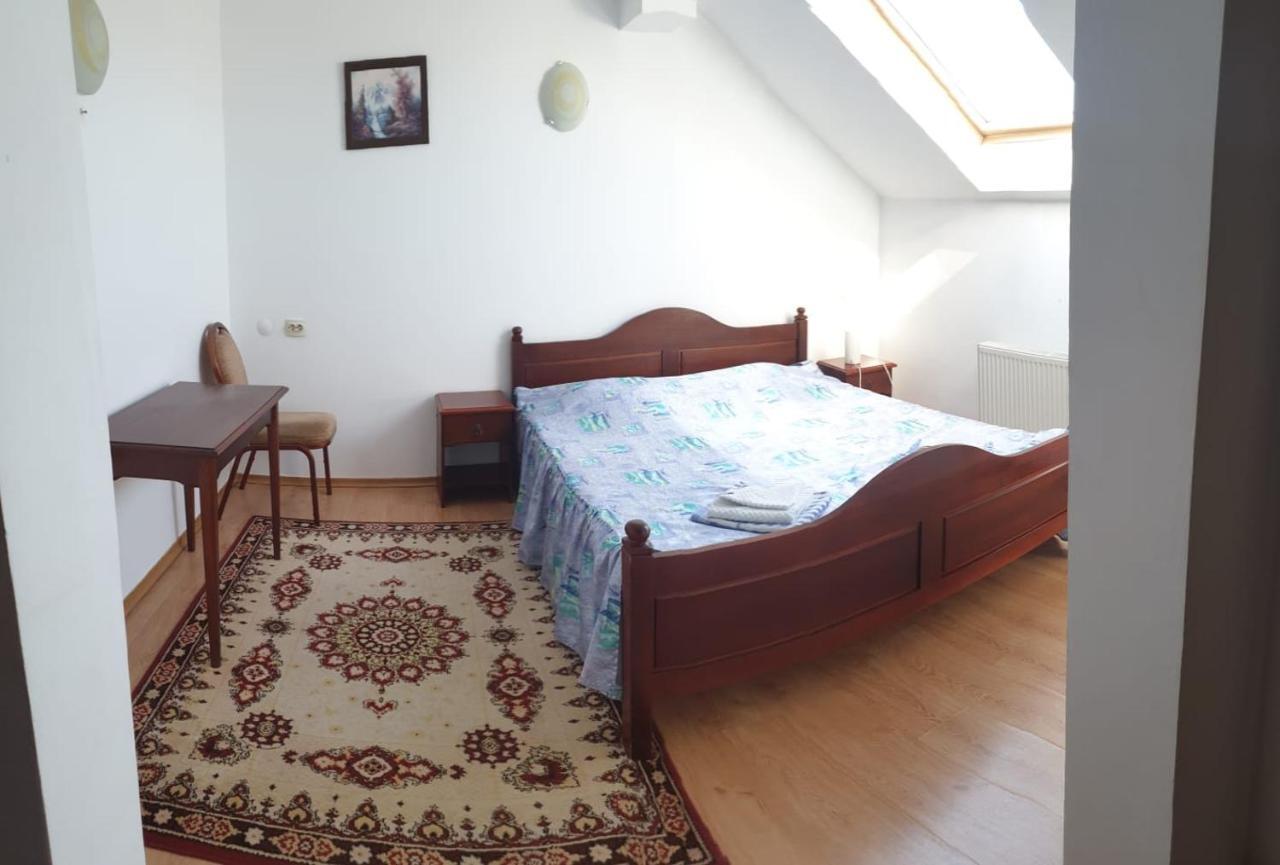 Motel Balcost П'ятра-Нямц Екстер'єр фото