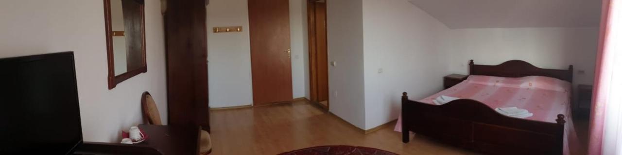 Motel Balcost П'ятра-Нямц Екстер'єр фото